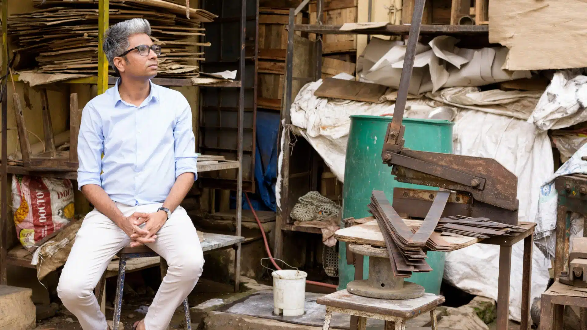 Manish Nai in his Mumbai studio, 2019. Courtesy of the artist