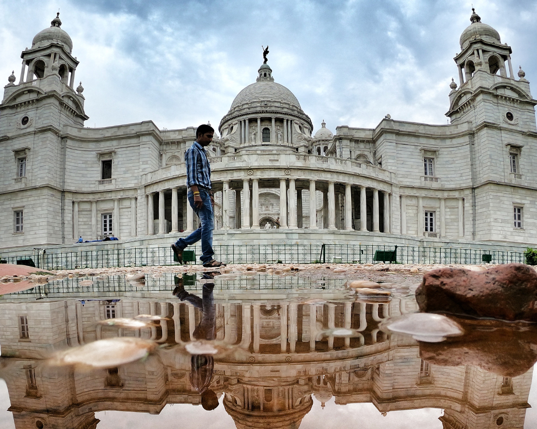 Ananya Das. The Victoria Memorial on a monsoon morning. Courtesy of Calcutta Instagrammers
