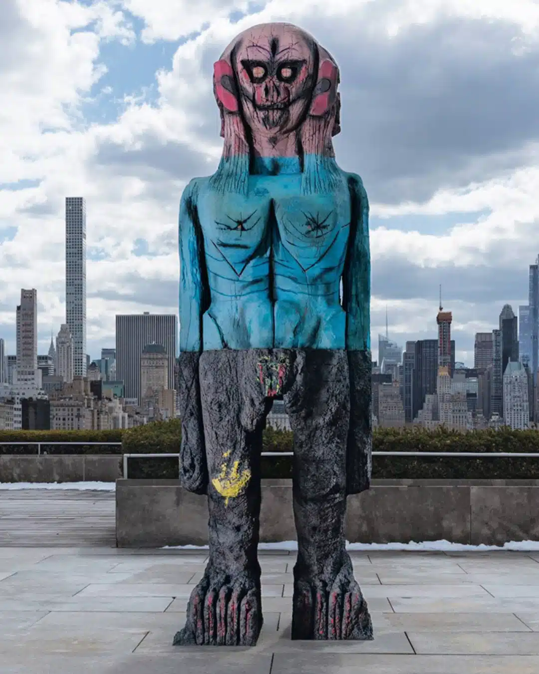 Huma Bhabha. We Come in Peace, 2018. Painted and patinated bronze. Courtesy of David Zwirner